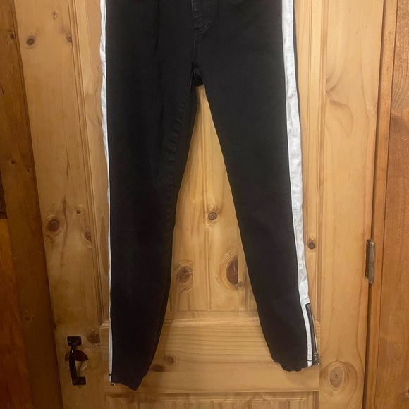 Zara Trafaluc Denim Collection jeans - Picture 2 of 6